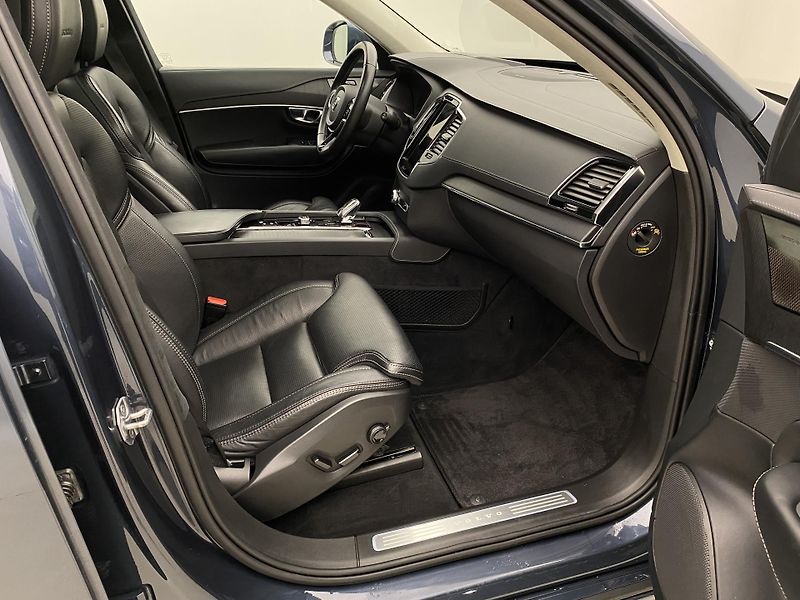 Volvo XC90 T8 AWD RECHARGE INSCRIPTION 7m - fotka 23 z 57