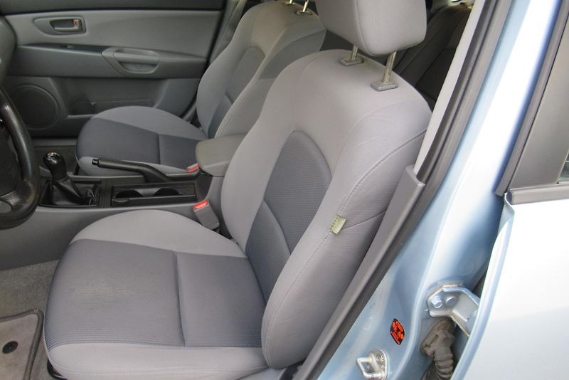 Mazda 3 1.4 16V KLIMA PŮVOD ČR - fotka 13 z 20