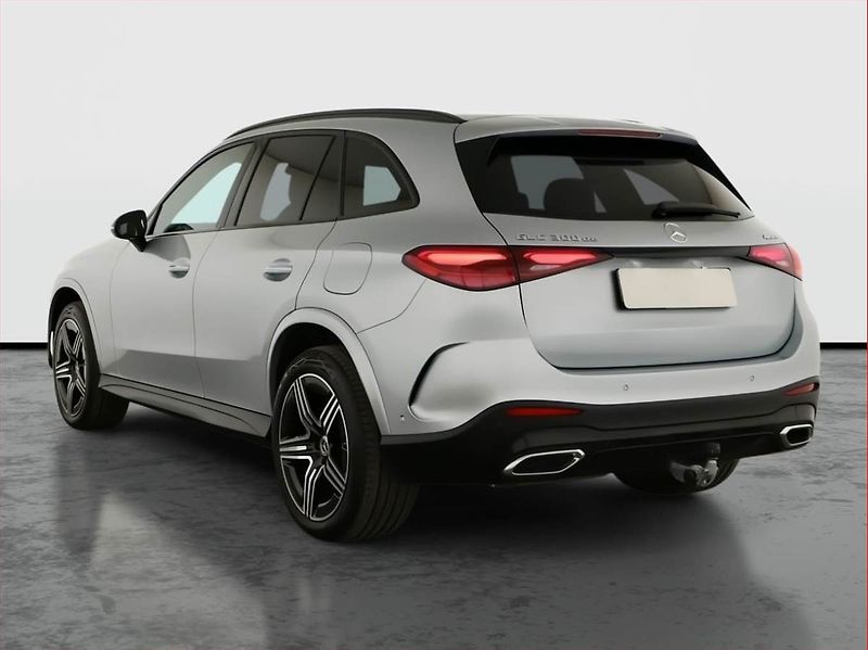 Mercedes-Benz GLC (2025) 300 de 4MATIC, AMG LINE - fotka 4 z 28