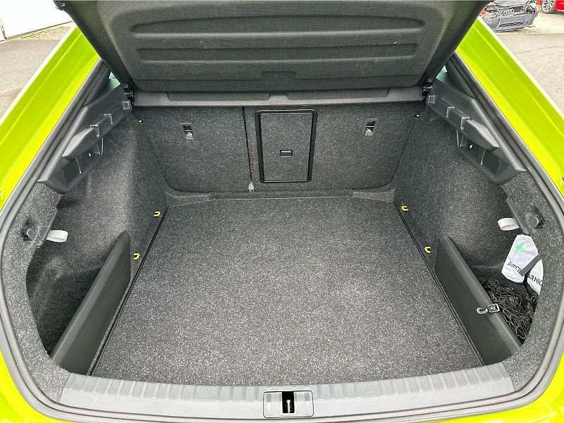 Škoda Octavia 1,5 TSI / 110 kW Sportline - fotka 13 z 24