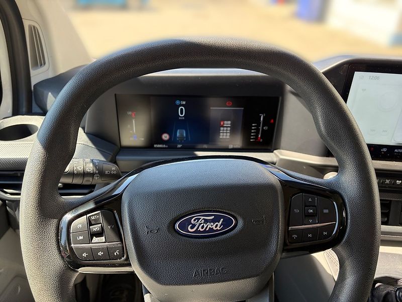 Ford Transit Custom 9- míst KOMBI L2 dvojitá klima - fotka 19 z 20