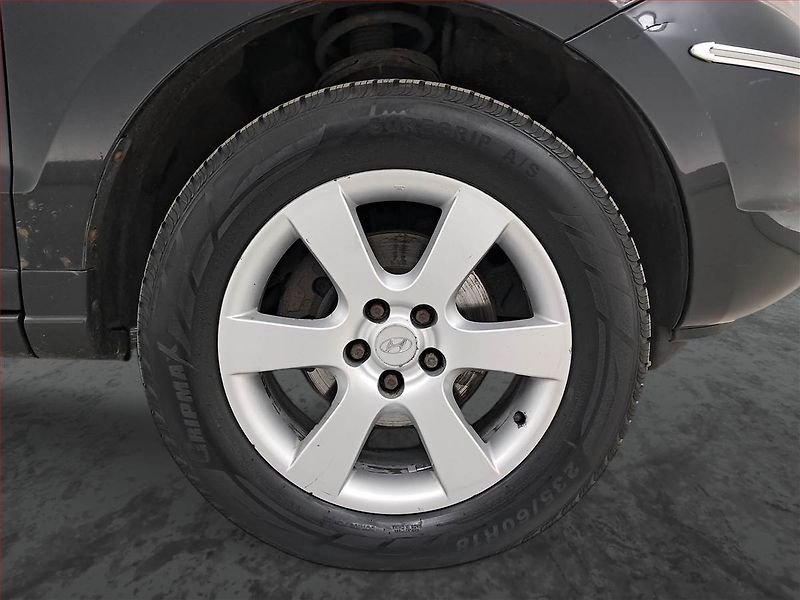 Hyundai Santa Fe (2007) 2.2 CRDi, 4X4, po STK, Tažné - fotka 15 z 20