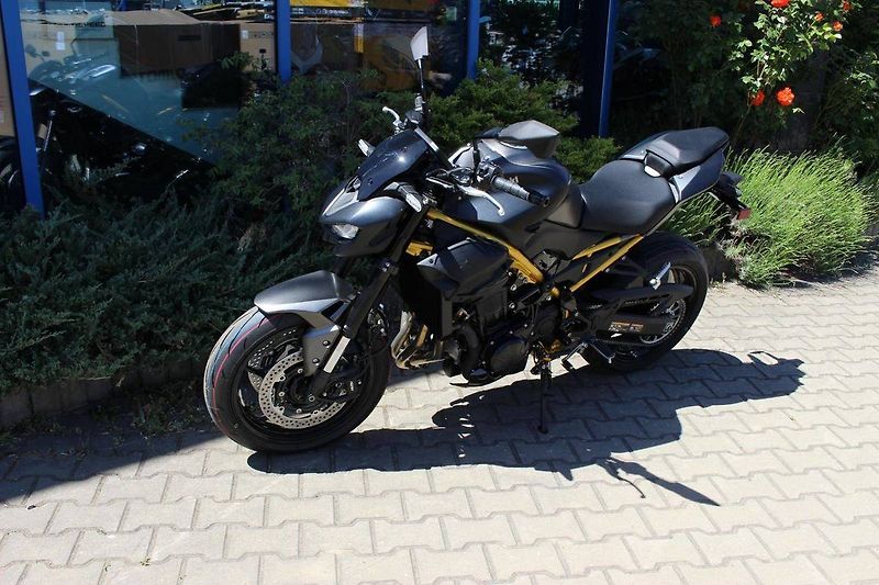 Kawasaki Z 900 (2026) 2026 SKLADEM - fotka 7 z 7