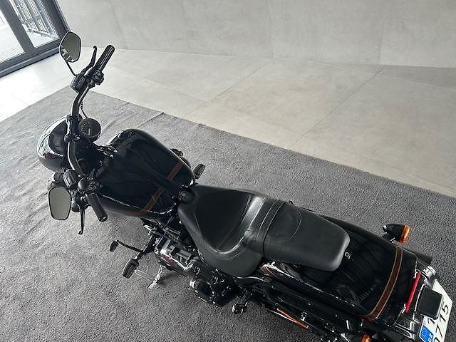 Harley-Davidson FXSE Softail Breakout CVO (2016) - fotka 11 z 26