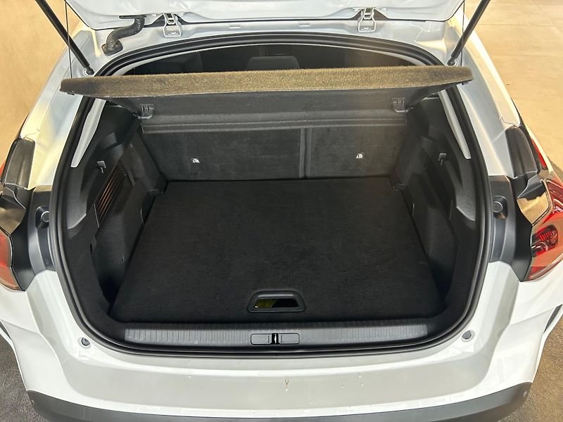 Citroën ë-C4 (2023) - fotka 15 z 33