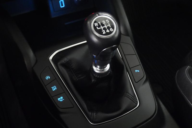 Ford Focus - fotka 22 z 24