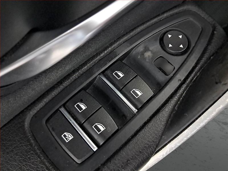 BMW Řada 3 (2016) 320 d, Automat, Tempomat - fotka 18 z 24