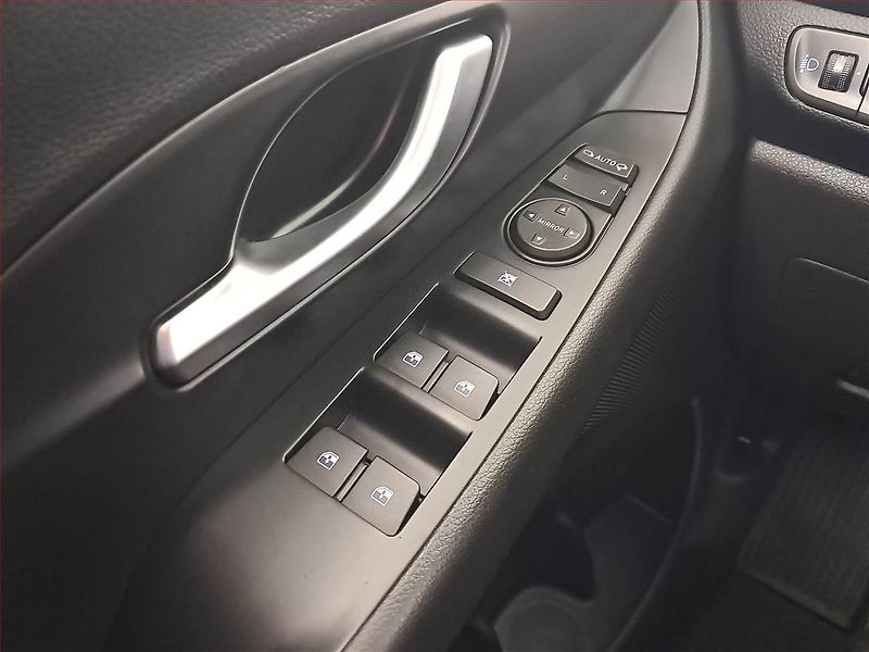 Hyundai i30 (2021) 1.0 T-GDI, Serv.kniha, Navi - fotka 18 z 19
