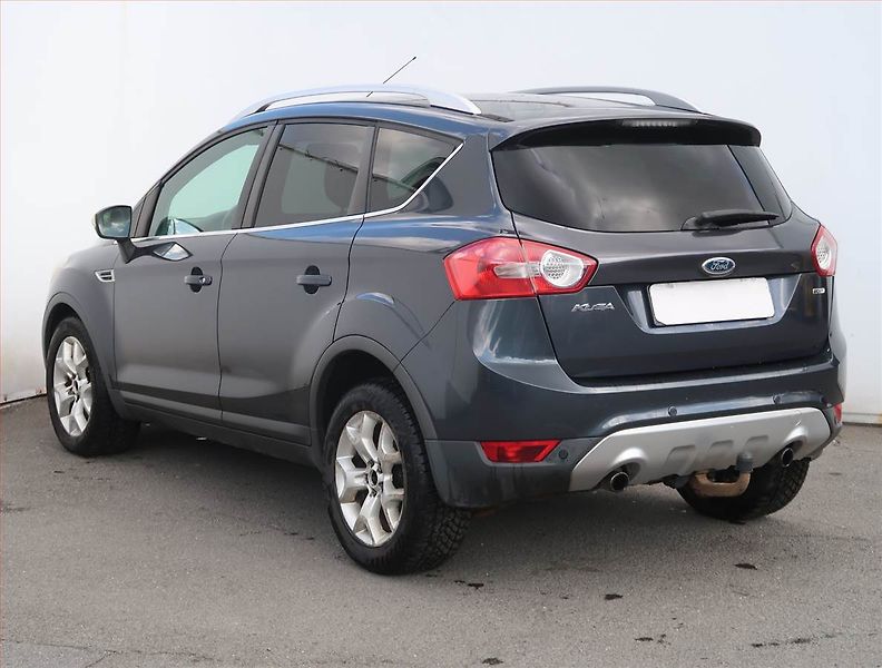 Ford Kuga (2009) Trend 2.0 TDCi, 4X4, Navi - fotka 4 z 18