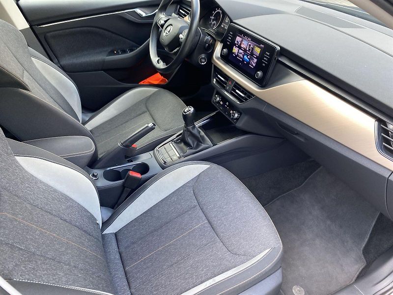 Škoda Scala (2022) 1.5 TSI Style - fotka 10 z 34