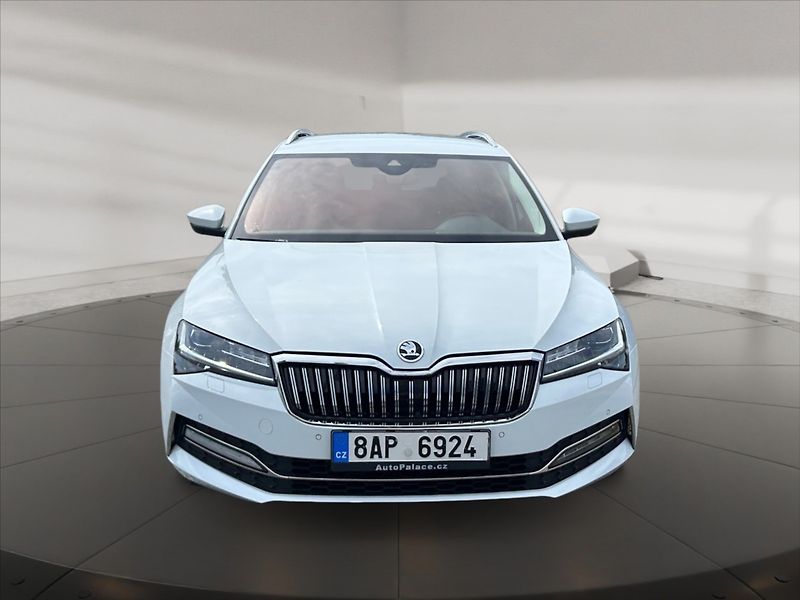 Škoda Superb 2,0 TDI 147 4x4 L&K Aut - fotka 2 z 10
