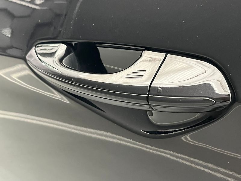 Ford Galaxy 2.5 HEV TITANIUM 7 míst - fotka 46 z 58