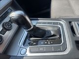 Volkswagen Passat 2,0 TDi 110kw Radar DSG GPS Hi - náhled 21