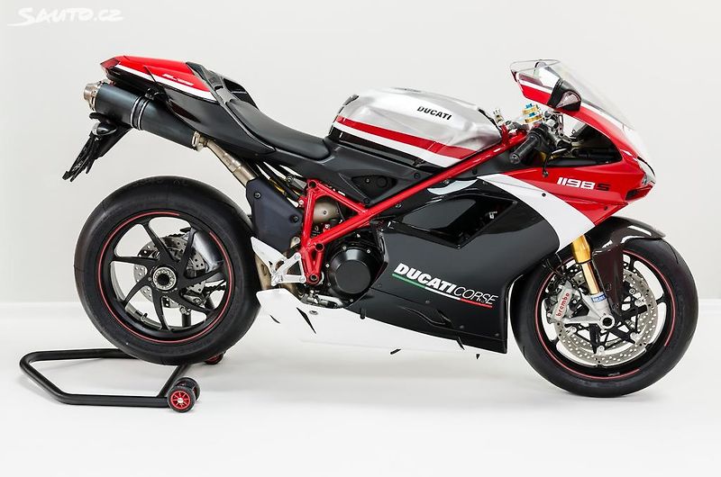 Ducati 1198 S Corse Special Edition - fotka 13 z 26