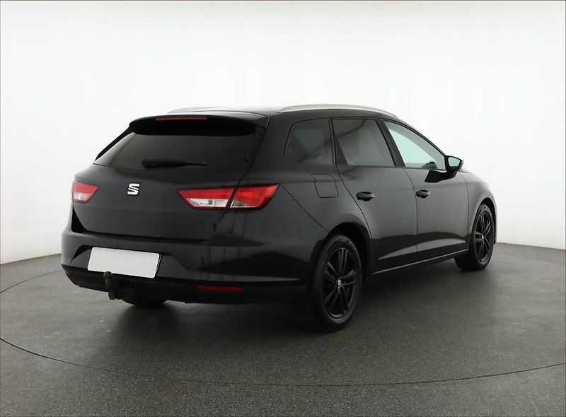 Seat Leon (2015) 1.6 TDI, Tempomat - fotka 5 z 16