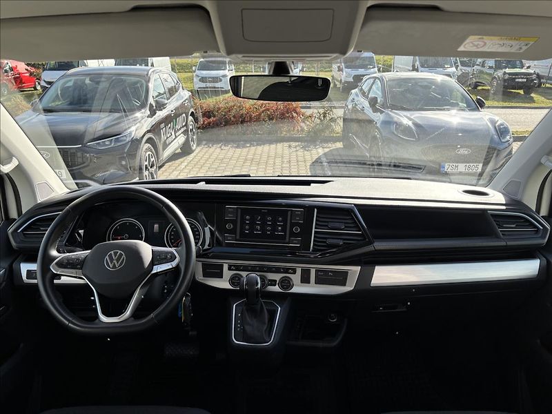 Volkswagen Multivan 2,0 TDI Comfortline 4x4 AUT - fotka 22 z 49