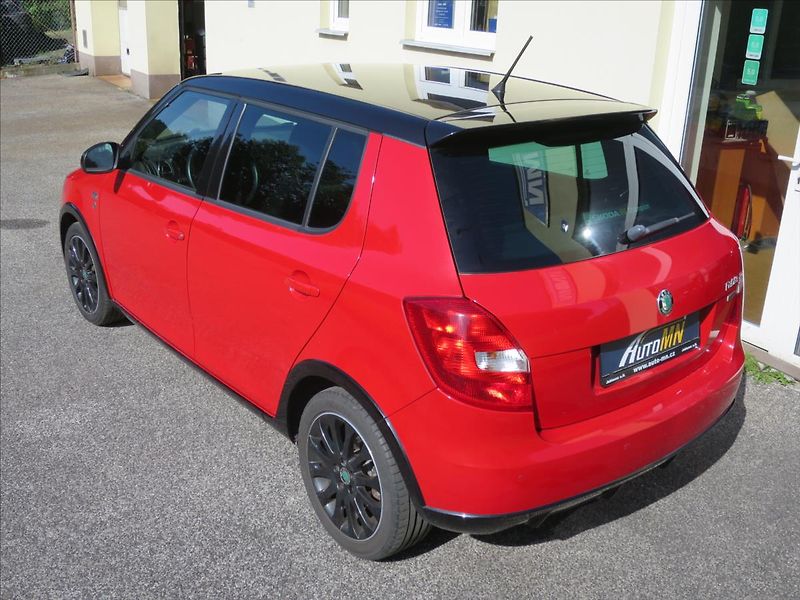 Škoda Fabia 1,2  TSI Monte Carlo - fotka 7 z 23