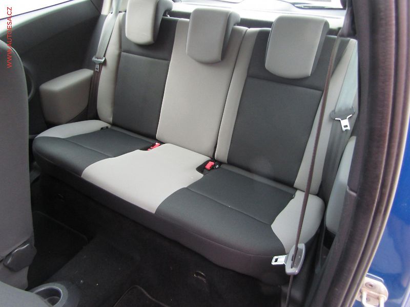 Renault Clio (2009) 1.2 i, ČR, AC, STK3/28 - fotka 10 z 15
