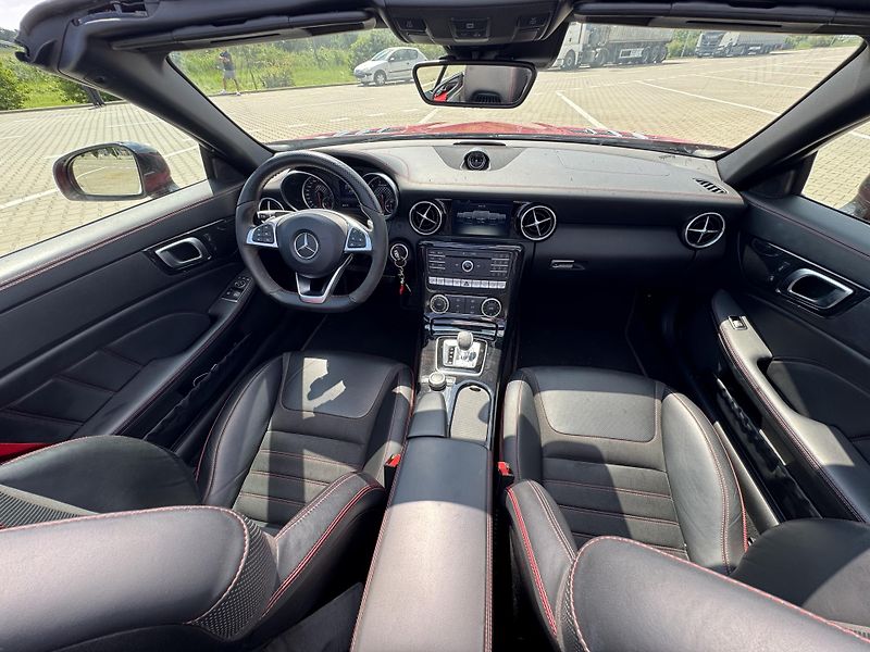 Mercedes-Benz SLC AMG 43 - fotka 19 z 43