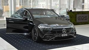 Pražská premiéra Mercedesu EQS