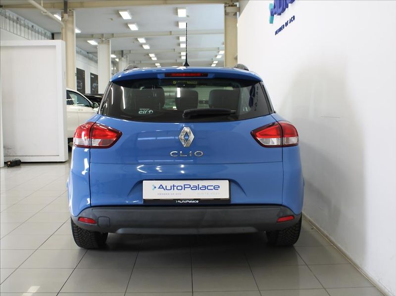 Renault Clio 1,2 i 54kW Kombi 93tkm.2.maj.Č - fotka 4 z 12
