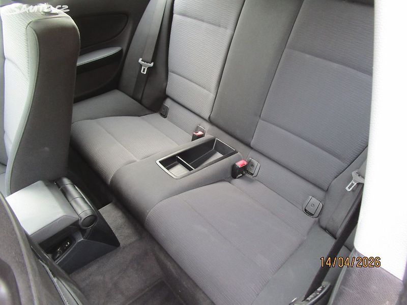BMW Řada 1 2,0 - 90KW-NOVÁ STK+OLEJ - fotka 14 z 24