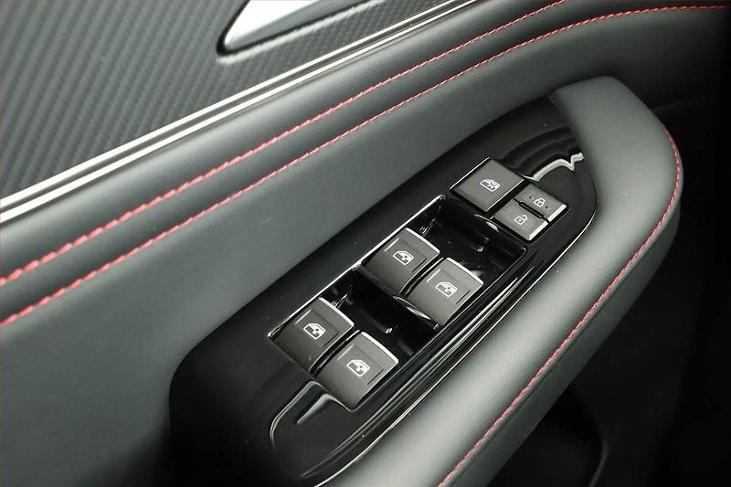 Dongfeng T5 EVO (2024) 1.5 Turbo - fotka 11 z 17