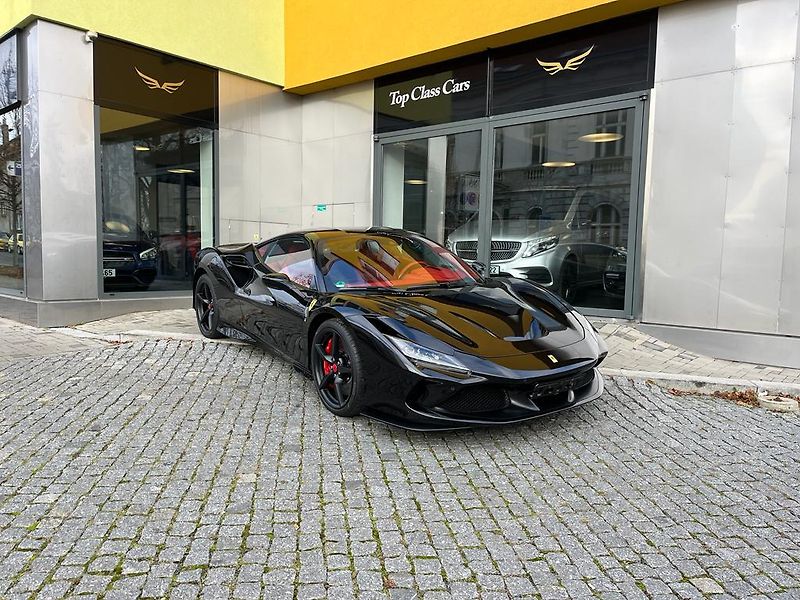Ferrari F8 (2021) TRIBUTO LIFT JAKO NOVÉ SKLADEM - fotografie inzerátu