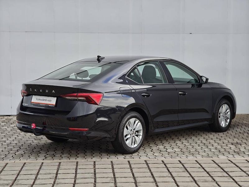Škoda Octavia Ambition 1,5TSI - fotka 2 z 21