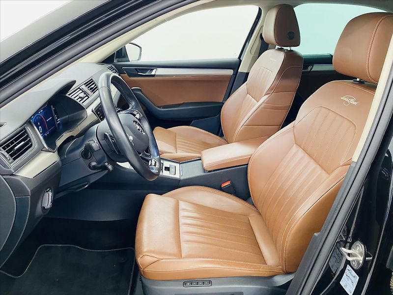 Škoda Superb 2,0 147kW L&K DSG Webasto - fotka 5 z 27