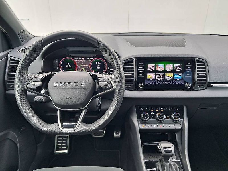 Škoda Karoq (2025) Sportline 2.0 TDI / 110 kW  DS - fotka 8 z 30