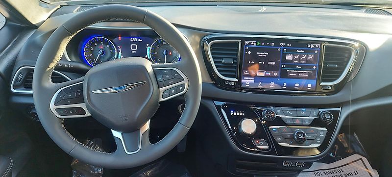 Chrysler Pacifica (2025) 2025 SKLADEM - fotka 13 z 33