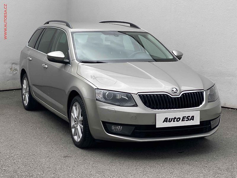 Škoda Octavia (2014) 1.6 TDi, Elegance, STK6/28 - fotografie inzerátu