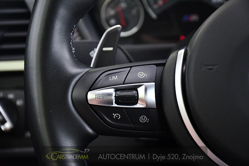 BMW M4 3.0i 45tKM!! ČR DPH LED - fotka 24 z 53