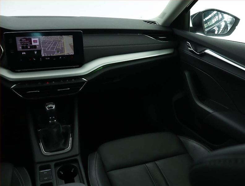 Škoda Octavia (2022) Style 1.5 TSI - fotka 8 z 16