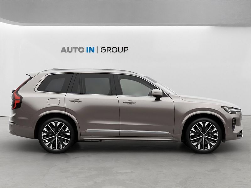 Volvo XC90 (2026) ULTRA B&W, vzduch. pod., 299kW - fotka 6 z 10