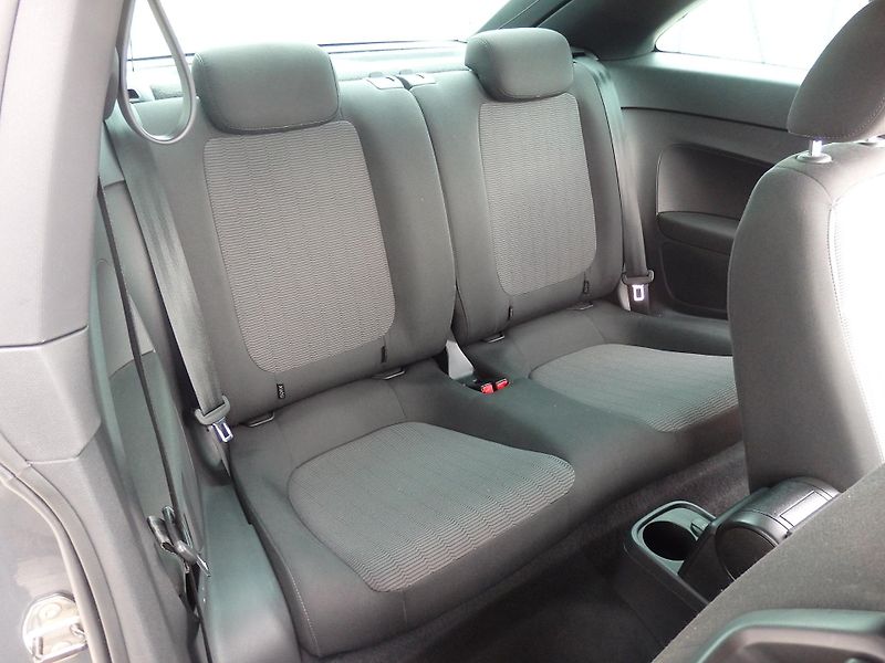 Volkswagen Beetle 1.2 TSI 77 kW DIGI. KLIMA, ASR - fotka 8 z 14