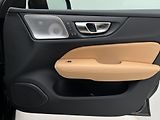 Volvo V60 (2026) B4 PLUS DARK AUT - náhled 7