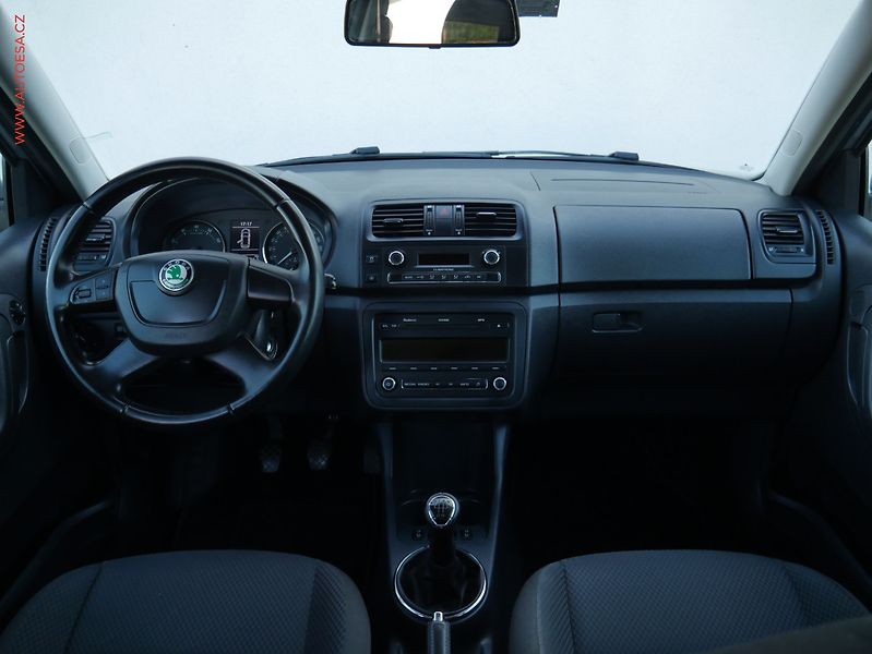 Škoda Fabia (2013) 1.2 TSi, ČR, Elegance - fotka 8 z 21