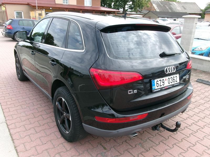Audi Q5 (2009) 3,0TDI QUATTRO AC NAVI - fotka 8 z 28