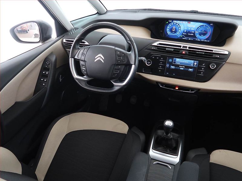 Citroën C4 Picasso (2017) 1.6 BlueHDi, Navi, Tempomat - fotka 7 z 18
