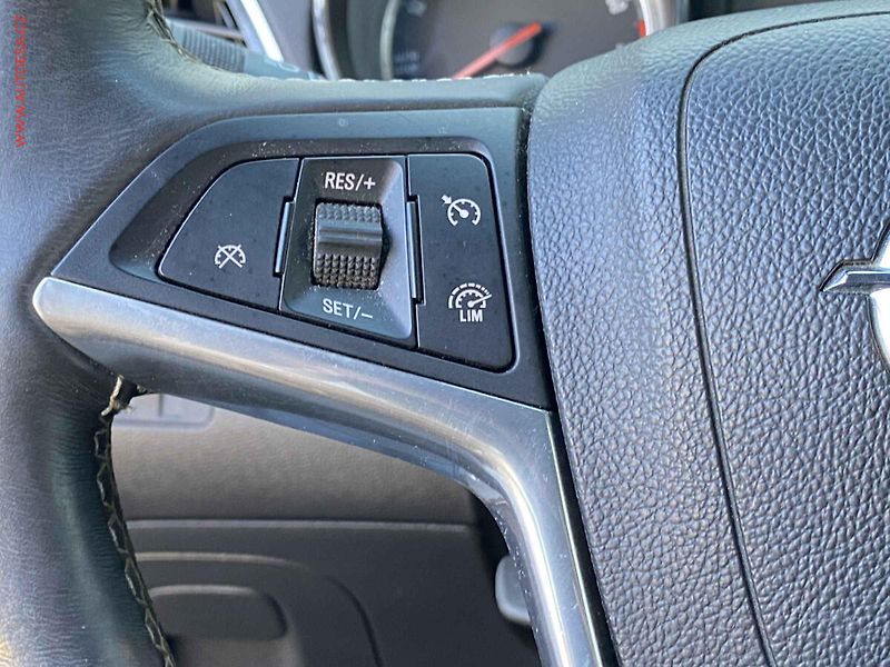 Opel Mokka (2014) 1.4 T, Edition, výhřev sed - fotka 14 z 17