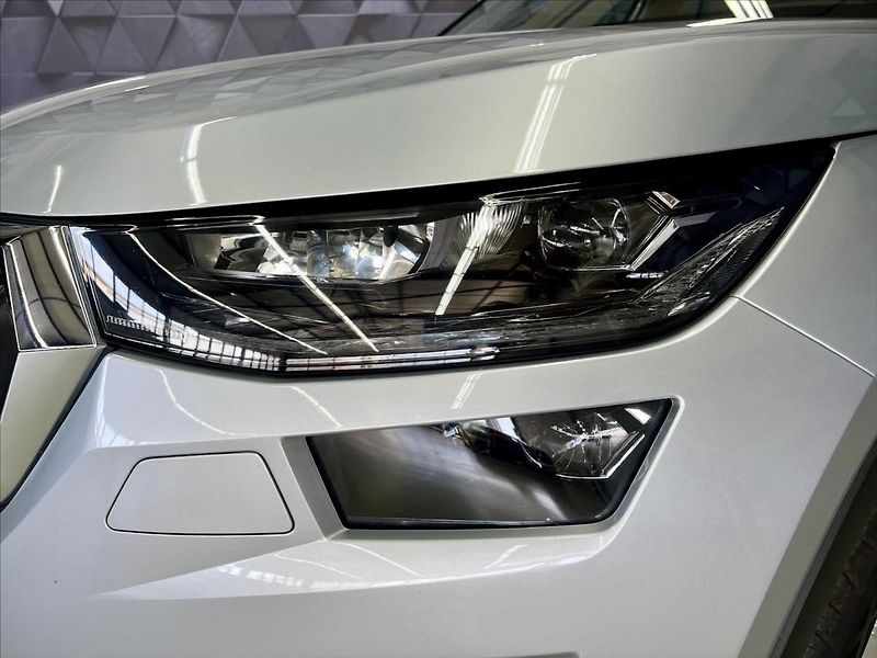 Škoda Kodiaq 2.0 TDI DSG 4X4 STYLE PLUS - fotka 8 z 28