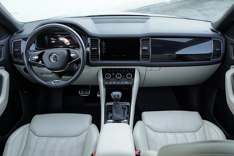 Škoda Kodiaq 2.0 TDi 147kW L&K - fotka 16 z 47