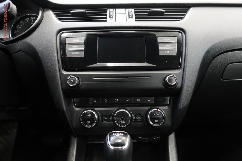 Škoda Octavia (2015) 1.4 TSi, 1.maj,ČR, Fresh, DSG - fotka 13 z 24
