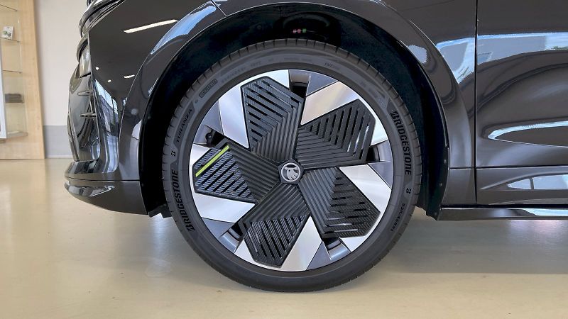 Škoda Enyaq (2026) Coupé RS 250kW 4x4 - fotka 10 z 35