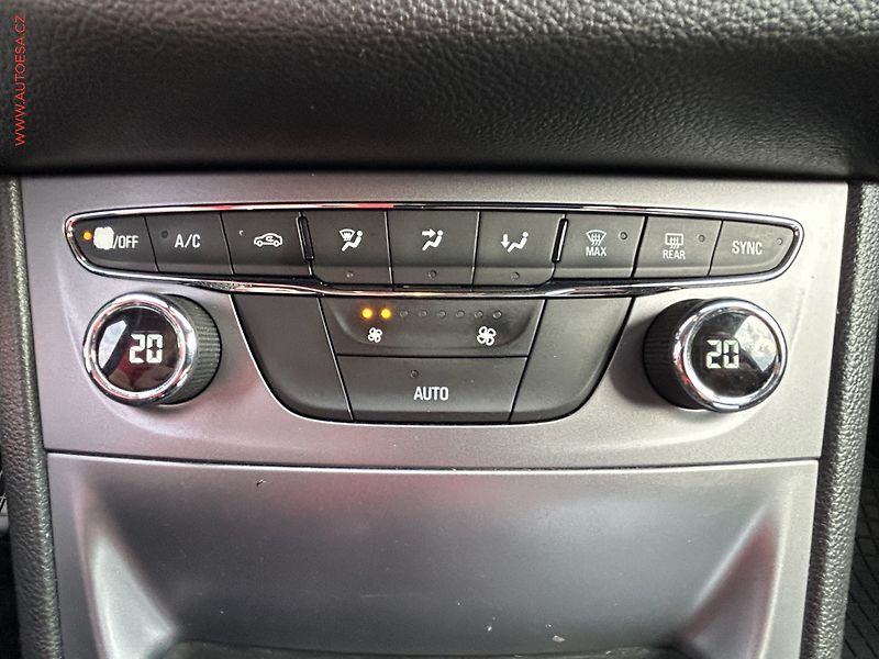Opel Astra (2017) 1.6CDTI, ČR, servis.kniha - fotka 13 z 14