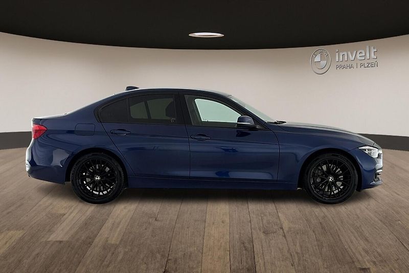 BMW Řada 3 340i xDrive - fotka 2 z 23