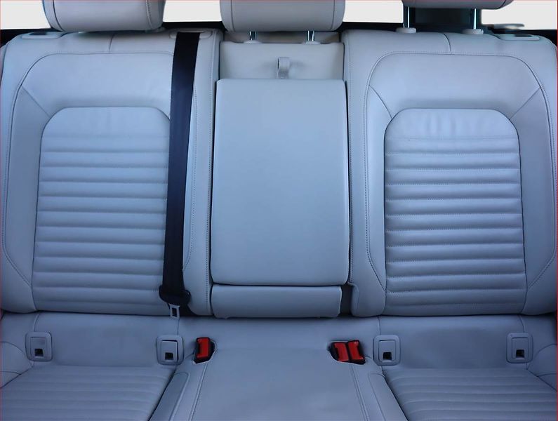 Volkswagen Passat (2021) 2.0 TDI - fotka 10 z 23