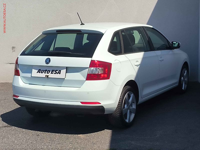 Škoda Rapid (2017) 1.2 TSi, Active - fotka 4 z 16